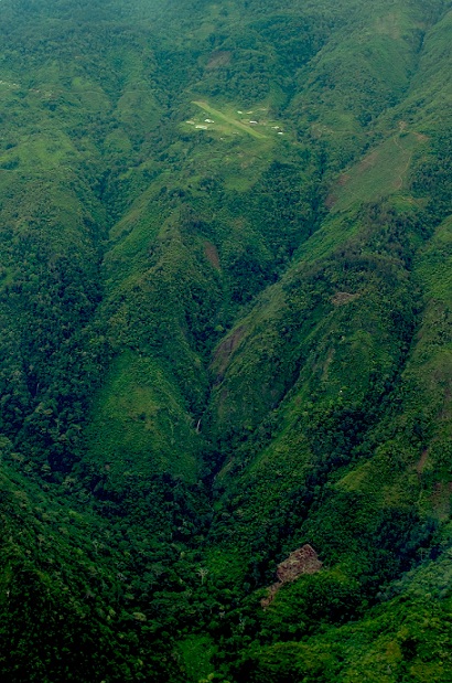 A new airstrip in Yahukimo, Bobby Anderson anderson3