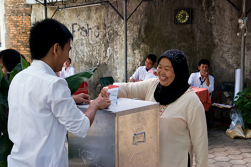 Political parties in Indonesia are using the Australian spying revelations to win over voters, Isabel Esterman (Flickr) A bandwagon for everyone