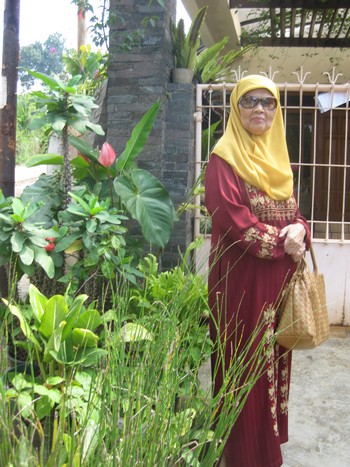 A strong woman: Ibu Ratna Suminar, widowed more than 40 years ago, raised    her three children alone and saved to buy her own house / Nina Nurmila When there is no husband